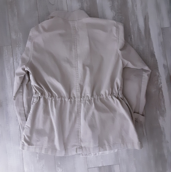 𝅺GAP coat beige tan drawstring since waist - Picture 2 of 7